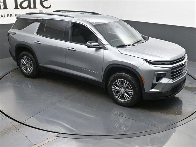 new 2025 Chevrolet Traverse car, priced at $42,610