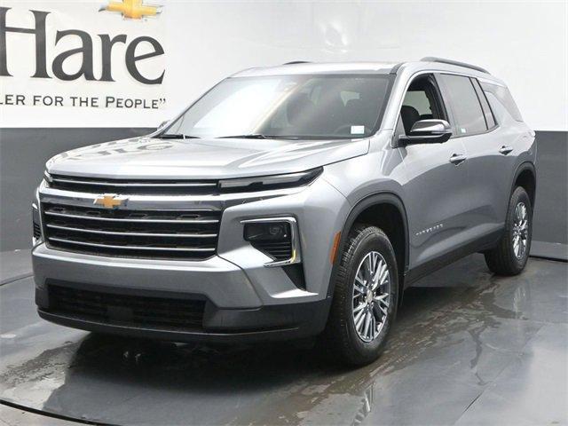 new 2025 Chevrolet Traverse car, priced at $42,610