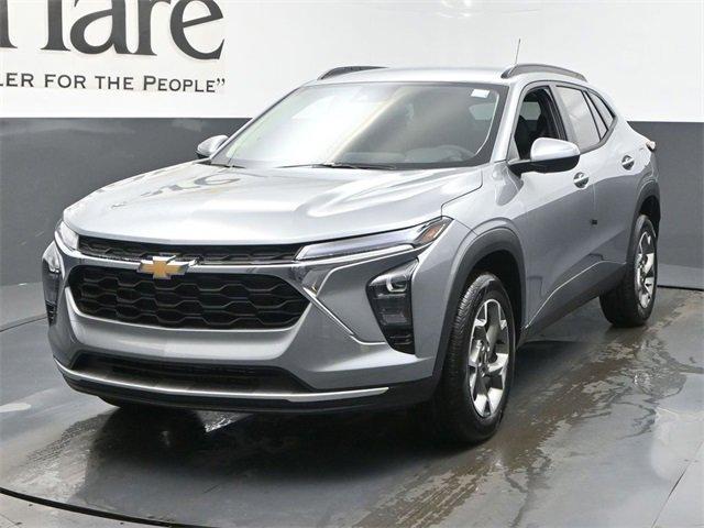 new 2025 Chevrolet Trax car, priced at $24,978