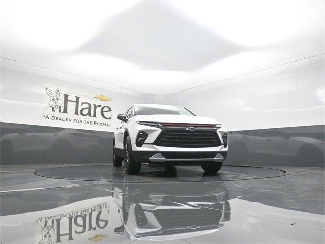 new 2025 Chevrolet Blazer car, priced at $46,672