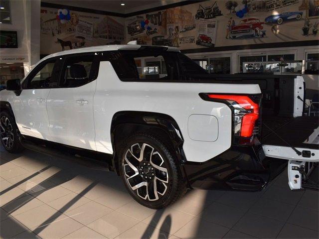 used 2024 Chevrolet Silverado EV car