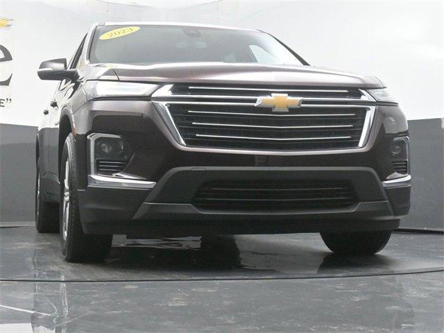 used 2023 Chevrolet Traverse car, priced at $31,971