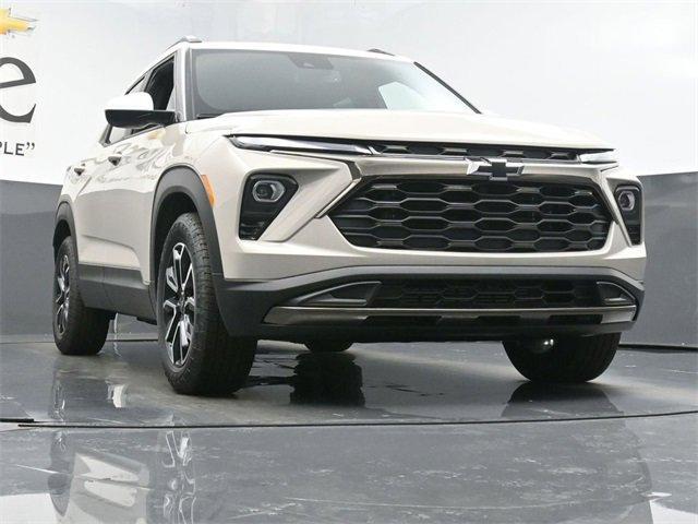 new 2026 Chevrolet TrailBlazer car, priced at $32,220