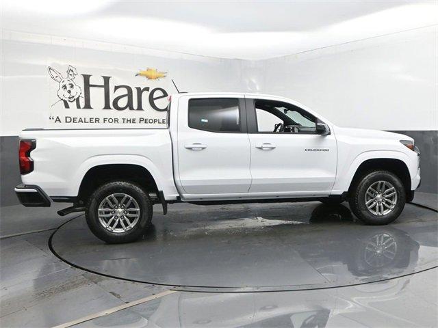 new 2024 Chevrolet Colorado car, priced at $33,621