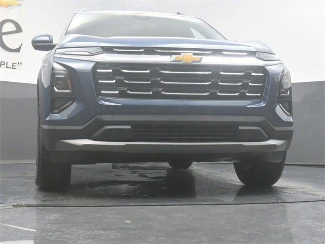 new 2026 Chevrolet Equinox car, priced at $33,640