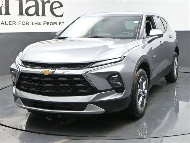 new 2025 Chevrolet Blazer car, priced at $35,883