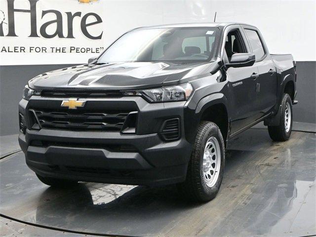 new 2025 Chevrolet Colorado car, priced at $37,270