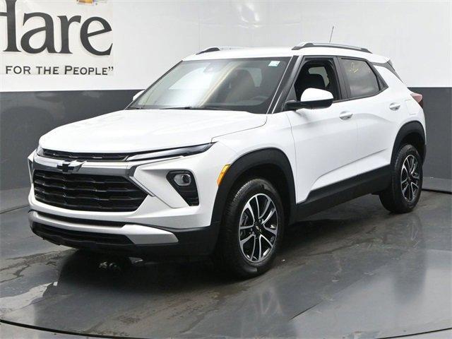 new 2025 Chevrolet TrailBlazer car, priced at $28,541