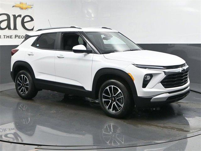 new 2025 Chevrolet TrailBlazer car, priced at $28,541