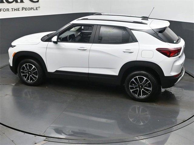 new 2025 Chevrolet TrailBlazer car, priced at $28,541