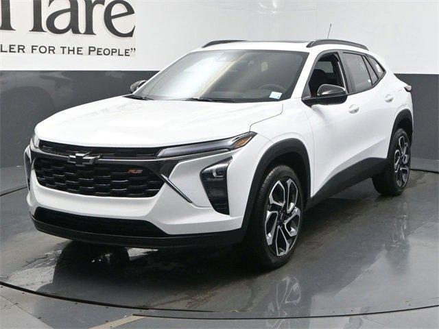 new 2025 Chevrolet Trax car, priced at $27,015