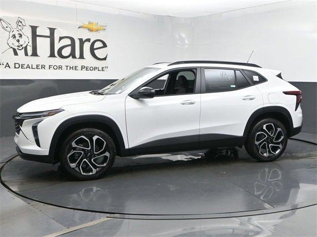 new 2025 Chevrolet Trax car, priced at $27,015