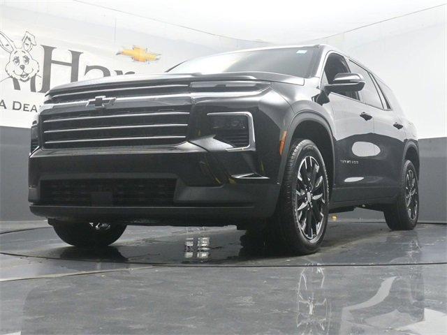 new 2026 Chevrolet Traverse car, priced at $47,732