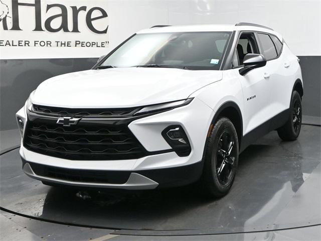 new 2025 Chevrolet Blazer car, priced at $37,415