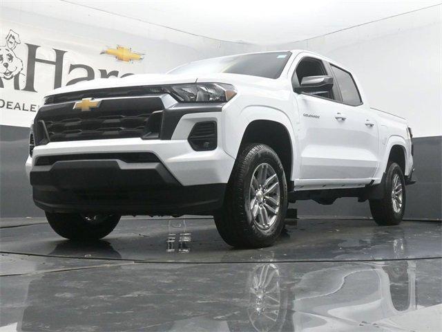 new 2024 Chevrolet Colorado car, priced at $33,621