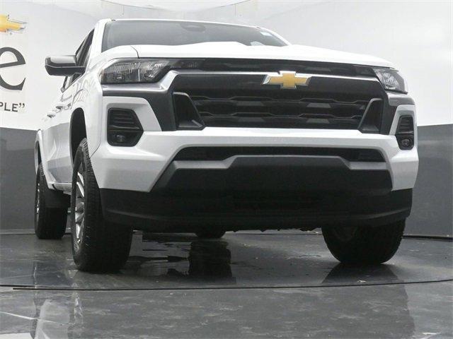 new 2024 Chevrolet Colorado car, priced at $33,621