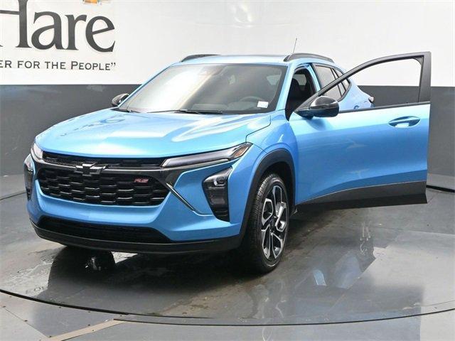 new 2025 Chevrolet Trax car, priced at $27,398