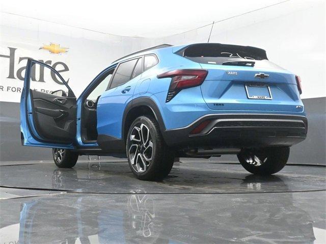 new 2025 Chevrolet Trax car, priced at $27,398
