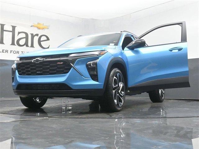 new 2025 Chevrolet Trax car, priced at $27,398