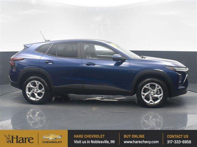 used 2024 Chevrolet Trax car, priced at $22,221