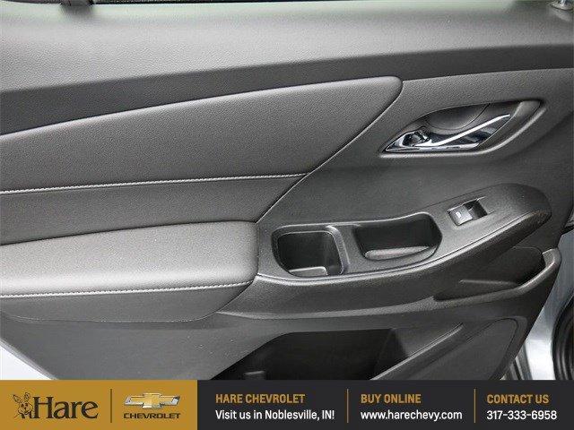 used 2023 Chevrolet Traverse car, priced at $30,373