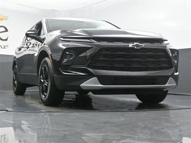 new 2025 Chevrolet Blazer car, priced at $38,229