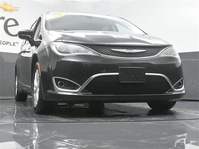 used 2017 Chrysler Pacifica car, priced at $12,469