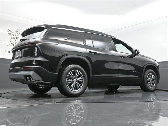 new 2025 Chevrolet Traverse car, priced at $43,310