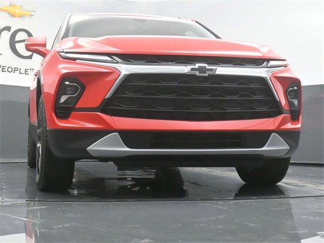 new 2025 Chevrolet Blazer car, priced at $43,128