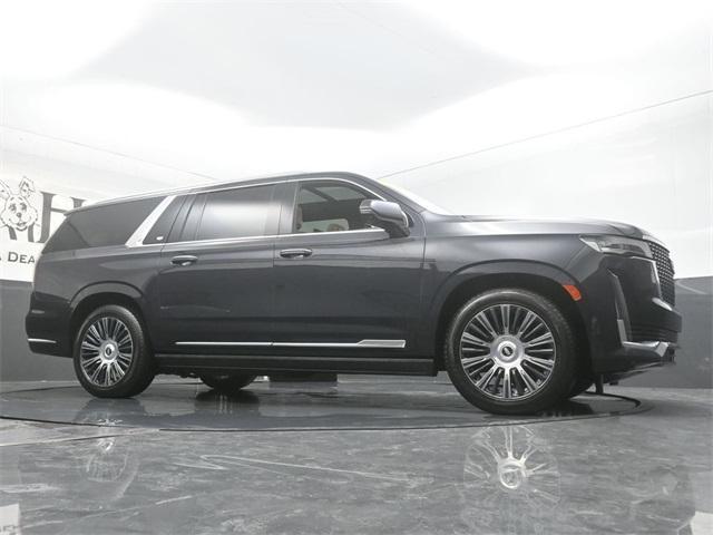 used 2022 Cadillac Escalade ESV car, priced at $61,971