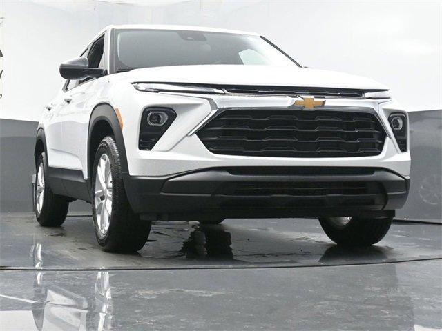 new 2026 Chevrolet TrailBlazer car, priced at $27,575