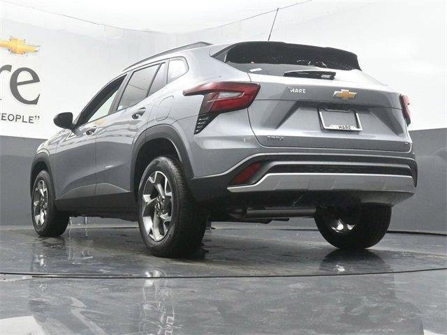 new 2025 Chevrolet Trax car, priced at $24,978