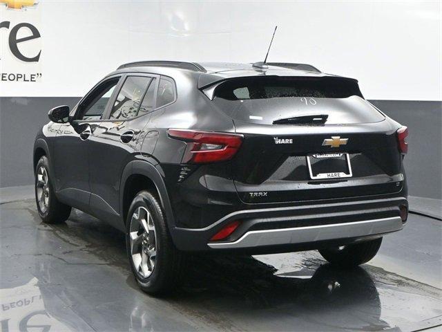 new 2026 Chevrolet Trax car, priced at $25,367