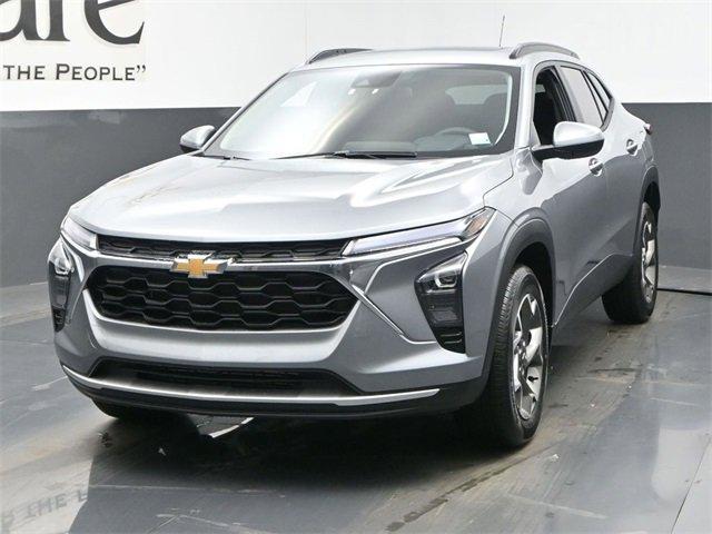 new 2025 Chevrolet Trax car, priced at $25,265