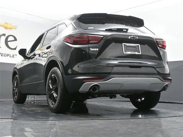 new 2025 Chevrolet Blazer car, priced at $40,114