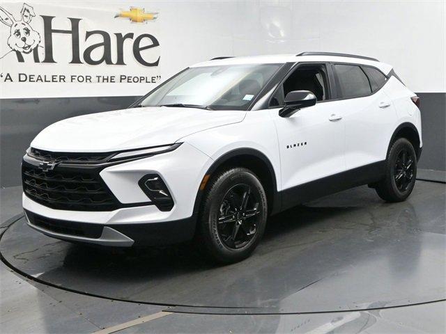 new 2025 Chevrolet Blazer car, priced at $36,462