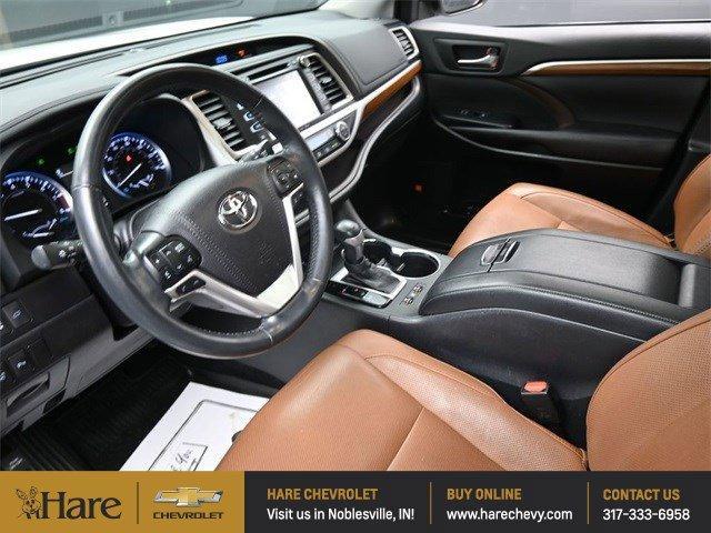 used 2019 Toyota Highlander car, priced at $30,971