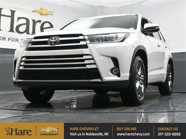used 2019 Toyota Highlander car, priced at $30,971