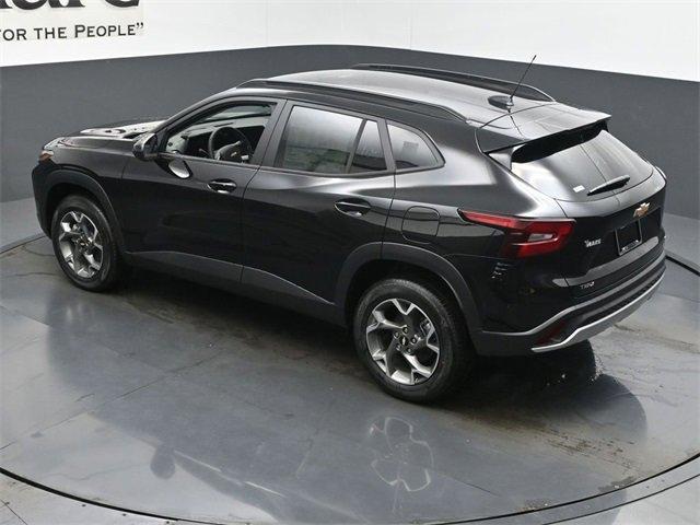 new 2025 Chevrolet Trax car, priced at $24,978