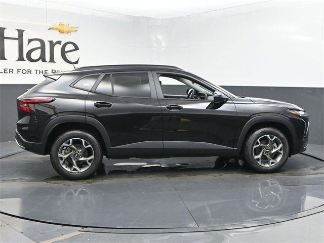 new 2025 Chevrolet Trax car, priced at $24,978