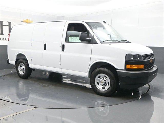 new 2025 Chevrolet Express 2500 car, priced at $47,105
