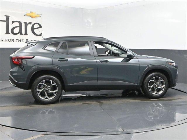 new 2025 Chevrolet Trax car, priced at $24,978