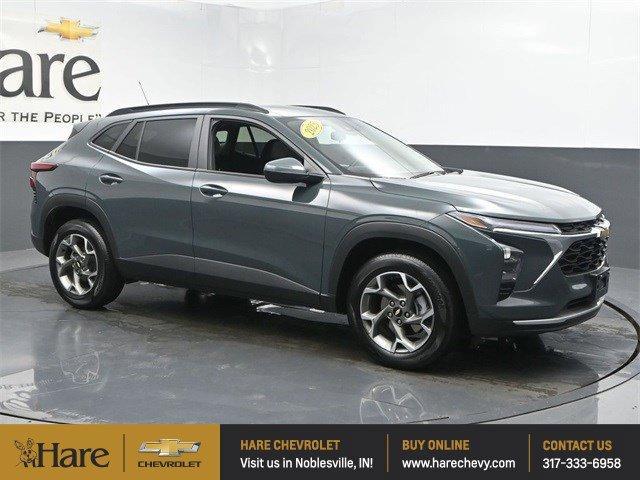 used 2025 Chevrolet Trax car, priced at $25,322