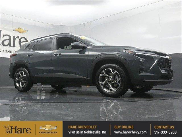 used 2025 Chevrolet Trax car, priced at $25,322