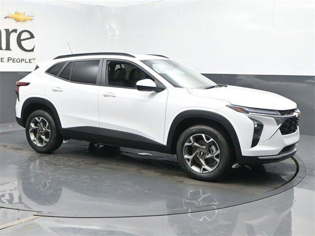 new 2025 Chevrolet Trax car, priced at $24,978