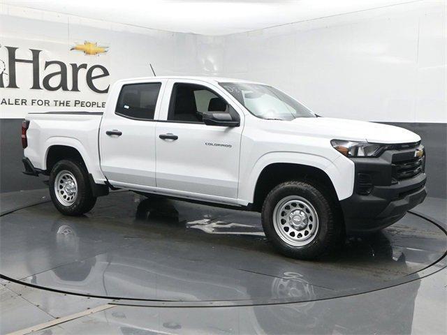 new 2026 Chevrolet Colorado car, priced at $33,370