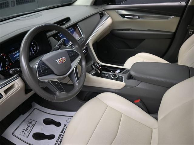 used 2021 Cadillac XT5 car, priced at $32,321