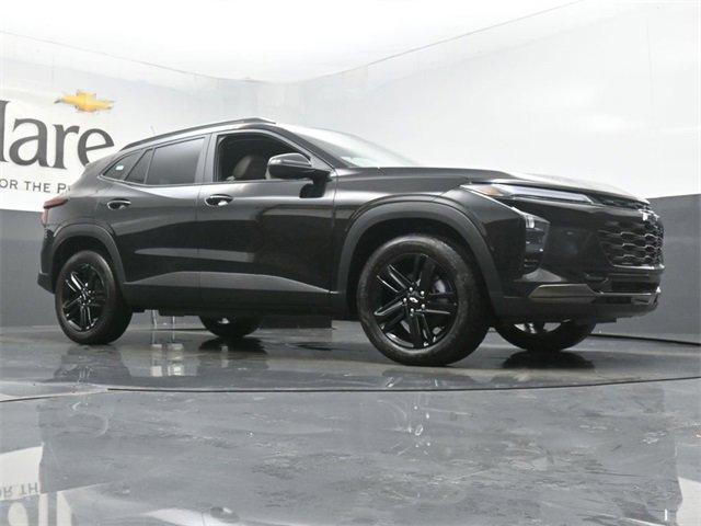 new 2025 Chevrolet Trax car, priced at $26,146