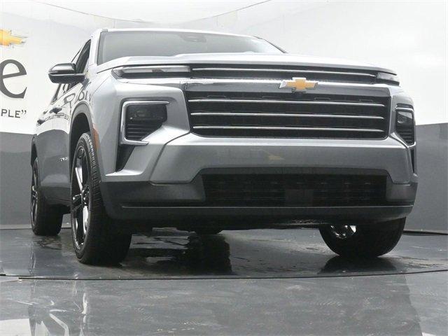 new 2026 Chevrolet Traverse car, priced at $49,150