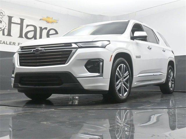 used 2022 Chevrolet Traverse car, priced at $37,321